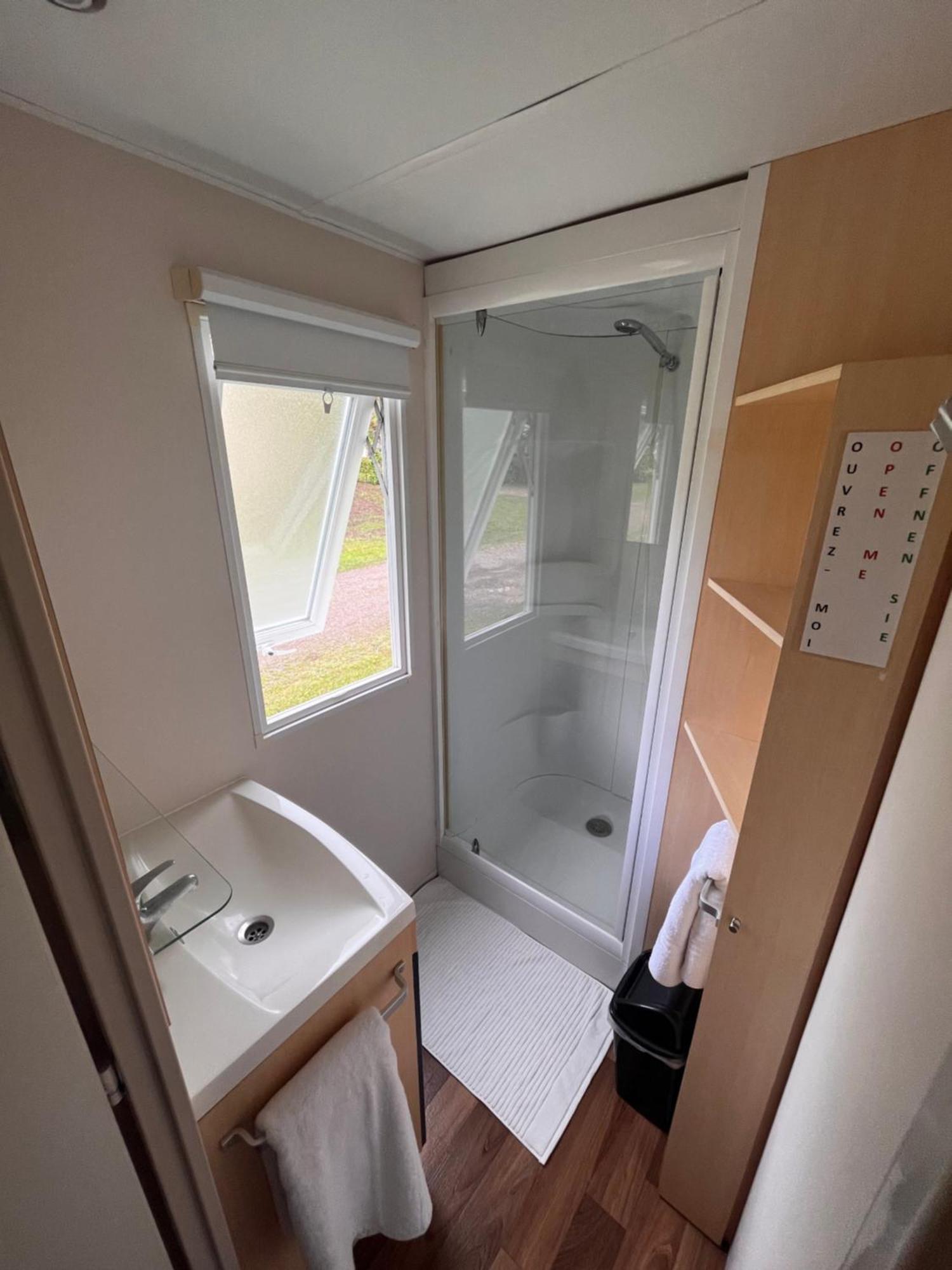 Les Pinots D'Alsace - 3 Bungalows Climatises Avec Tv - Proche Europa Park Boofzheim Szoba fotó